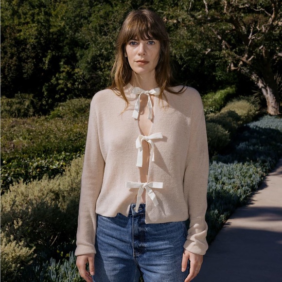 Zara wool creme beige cardigan with bows - Picture 2 of 6